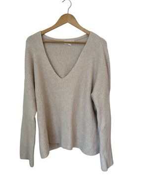 Treasure & Bond Ribbed V-Neck Sweater - Cream